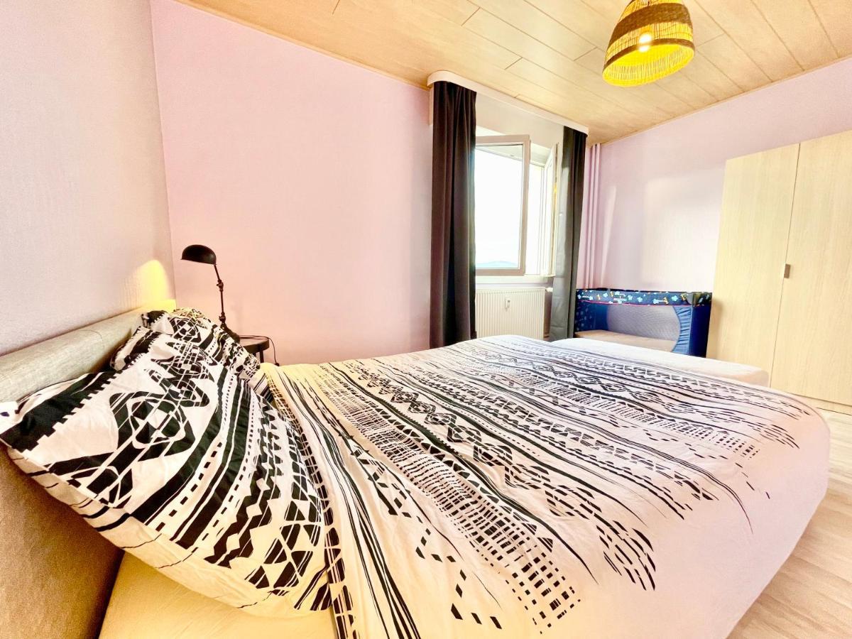 Апартаменты Colmar - La Cigogne - Balcon - Vue Degagee - Netflix - Wifi Fibre - Parking Gratuit - Quartier Populaire Экстерьер фото