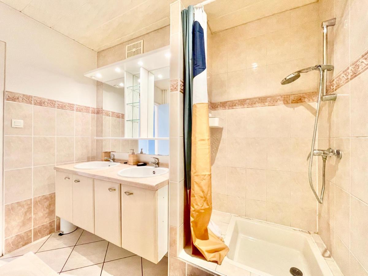 Апартаменты Colmar - La Cigogne - Balcon - Vue Degagee - Netflix - Wifi Fibre - Parking Gratuit - Quartier Populaire Экстерьер фото